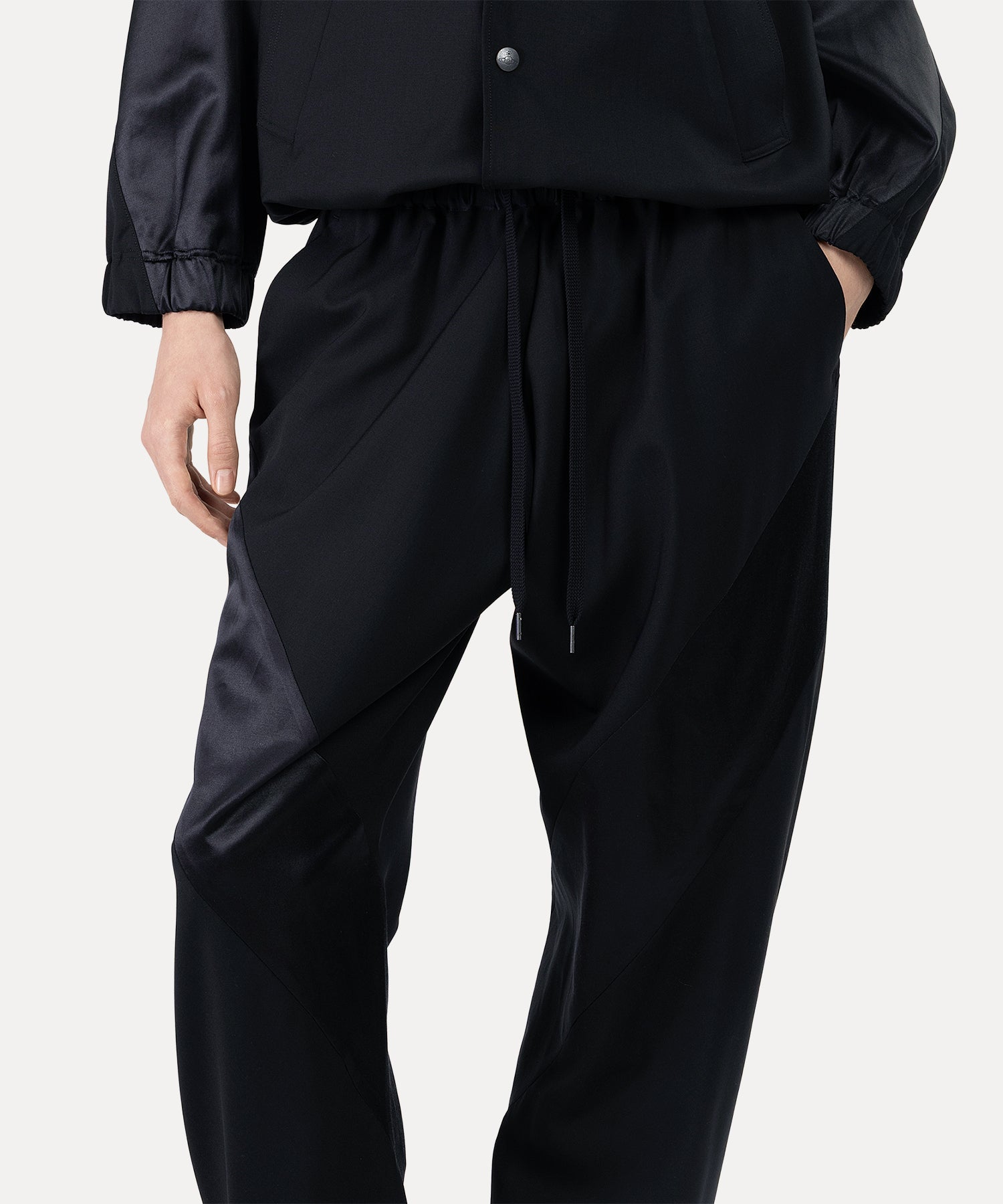 ウールサテン トラウザー(ブラック)（メンズ）（1632761017）｜ウェア