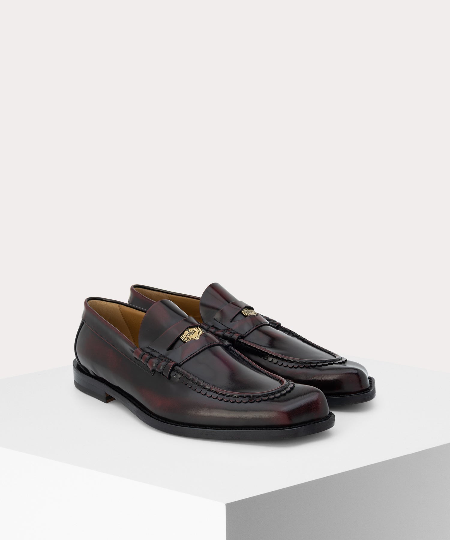 ヴィヴィアンウエストウッド タイガー ローファー ヴィヴィアンウエストウッド タイガー ローファー ヴィヴィアン