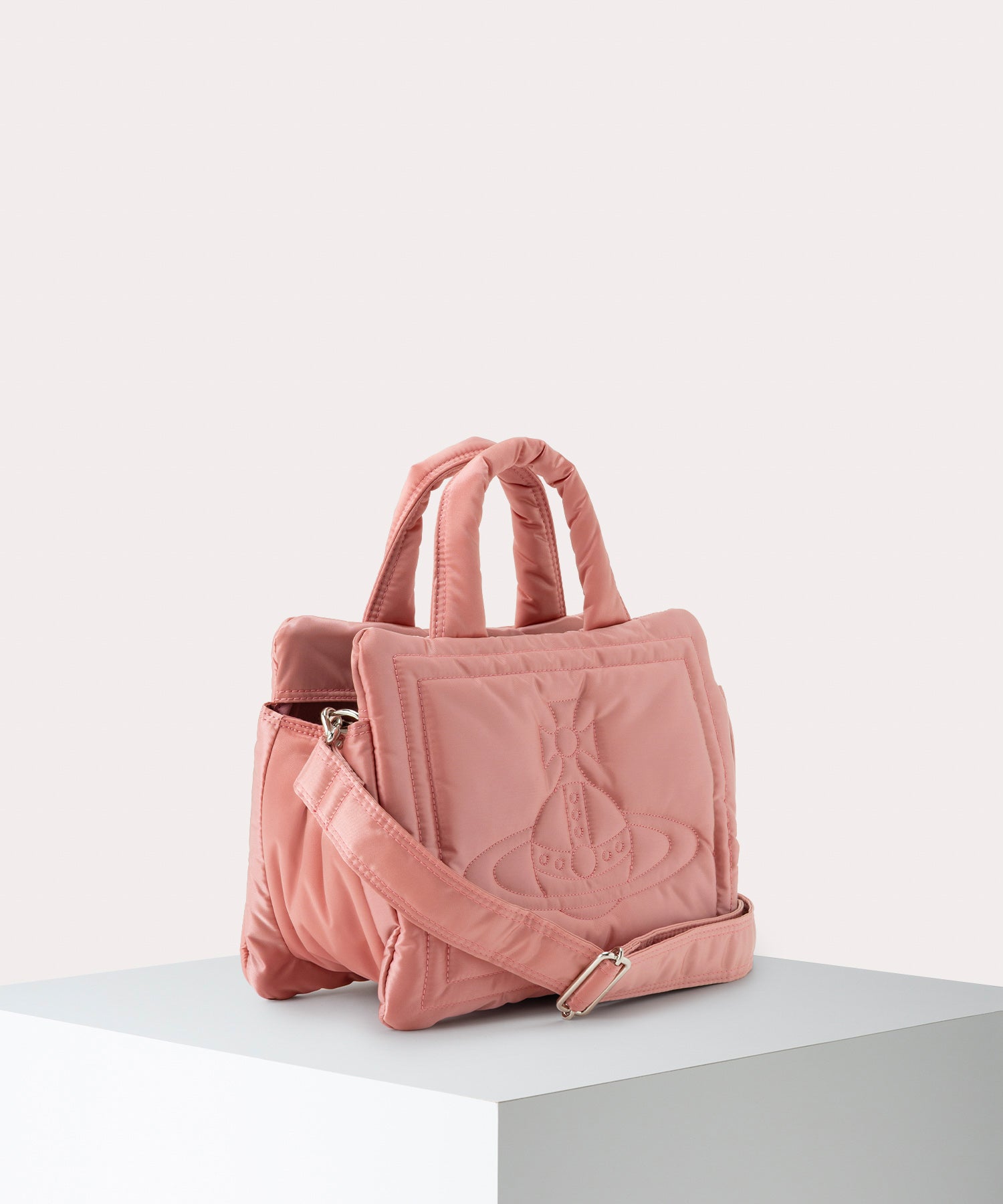 新品 MARCHER ウッドビーズスクエアバッグ - メルカリ
