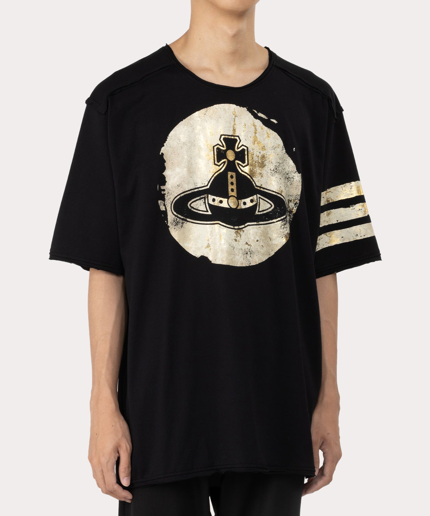 VARSITY ORB＆STRIPES NEWTシャツ
