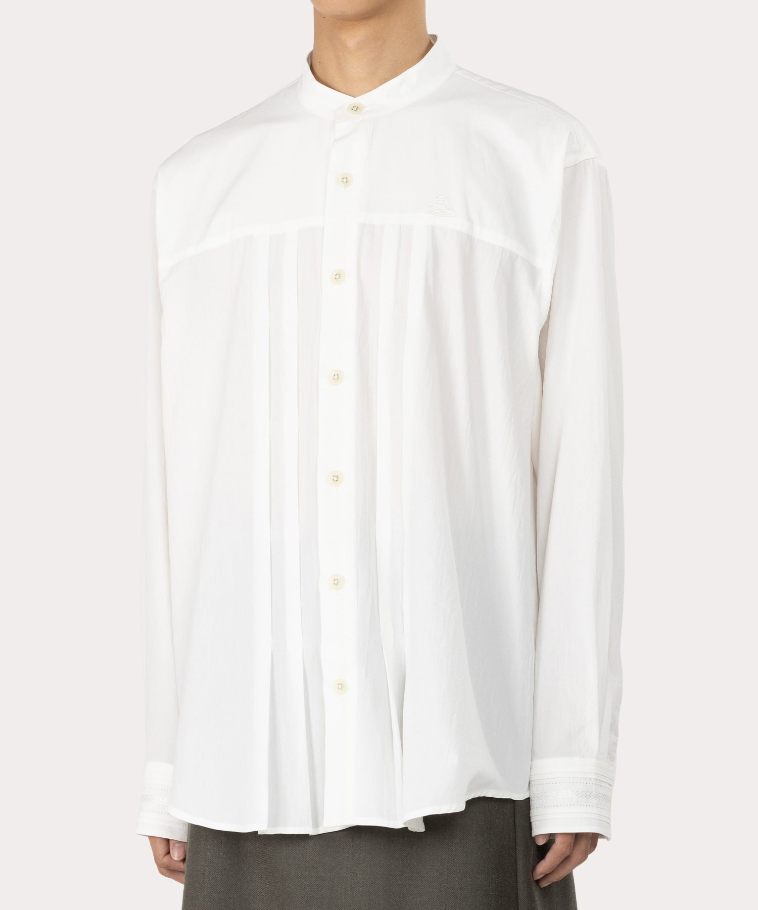 Vivienne Westwood 48 バンドカラーシャツ　ホワイト Vivienne Westwood 48 バンドカラーシャツ ホワイト - メルカリ