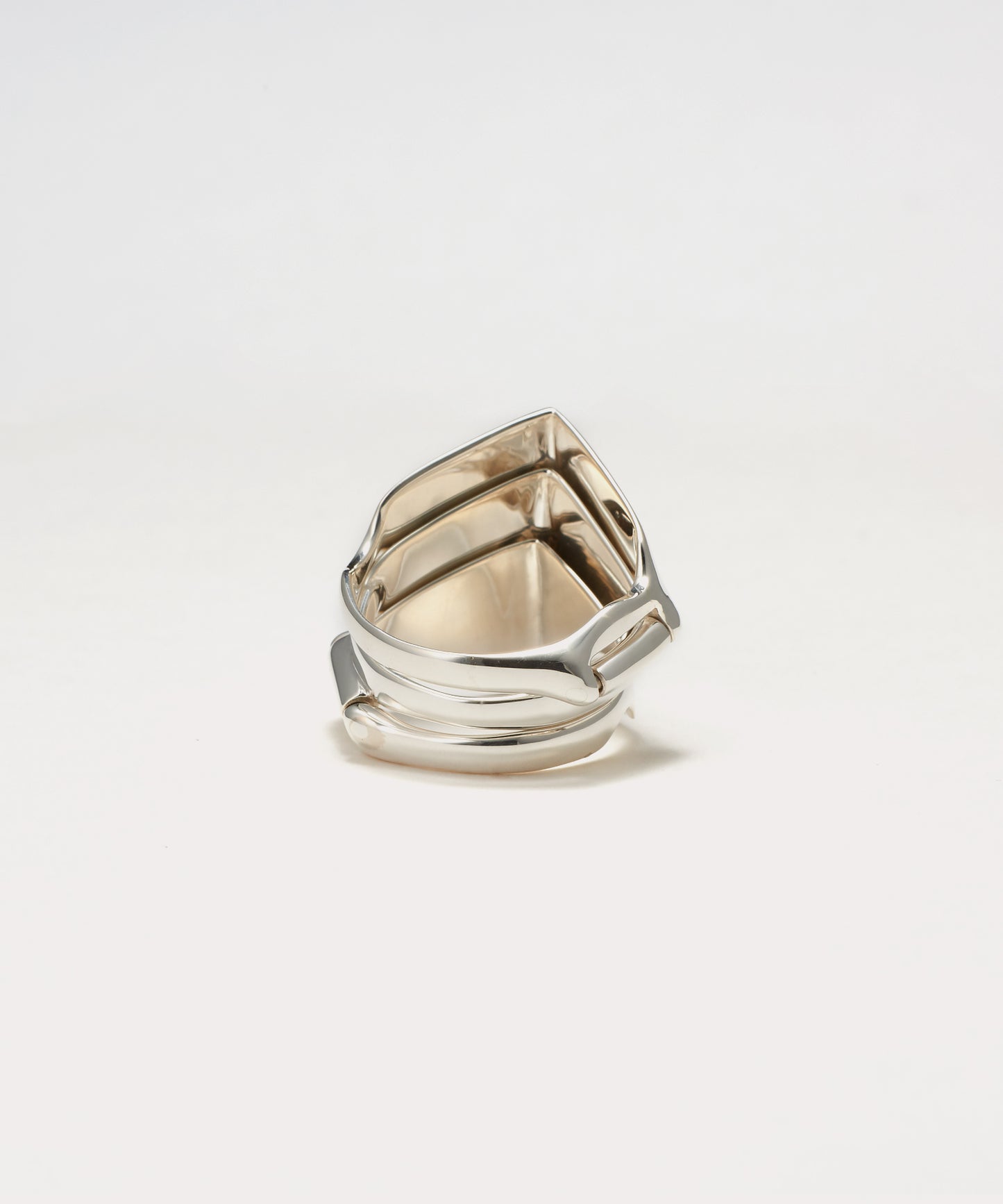 KNUCKLEDUSTER リング