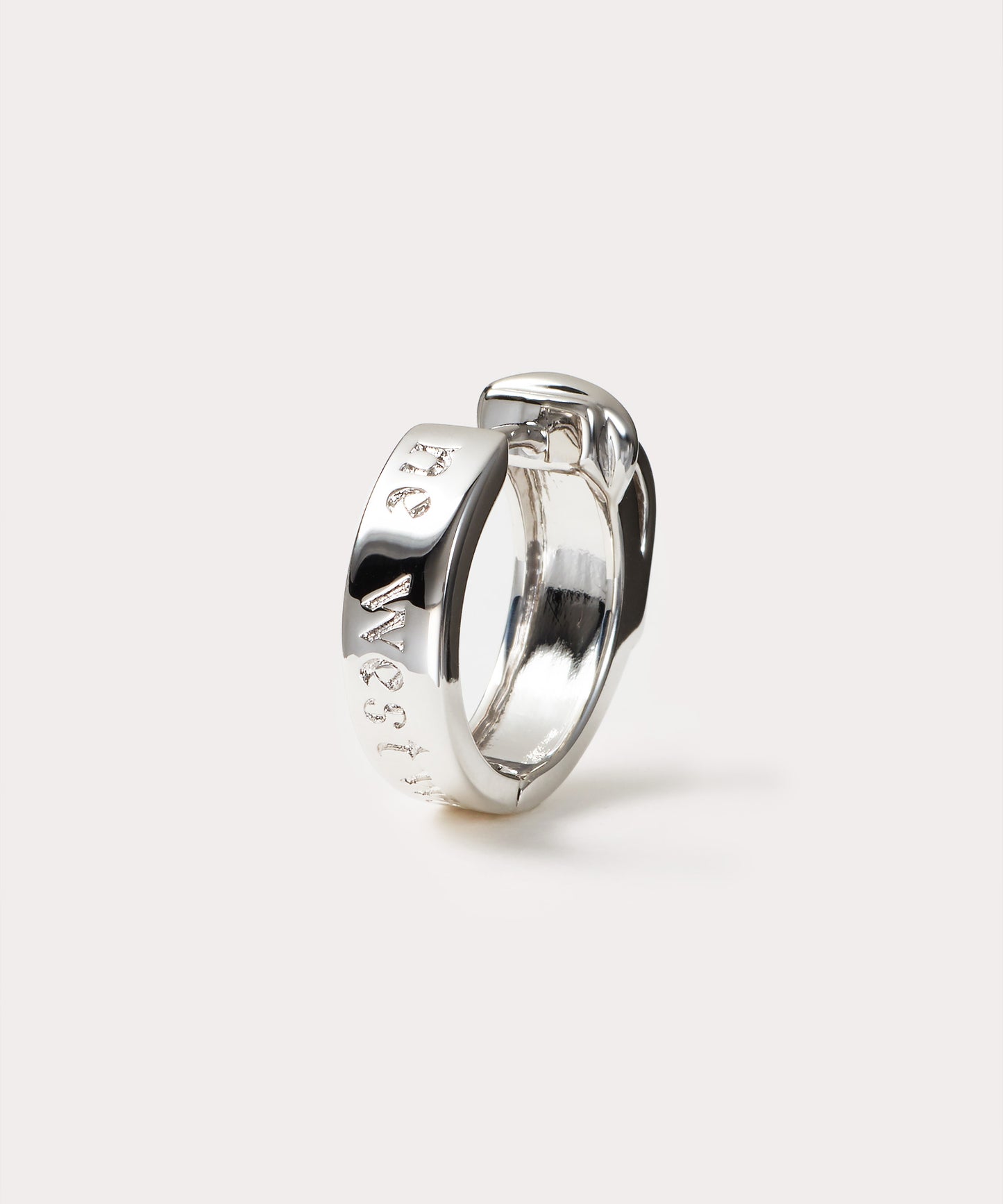 MAN BOBBY シングルフープピアス