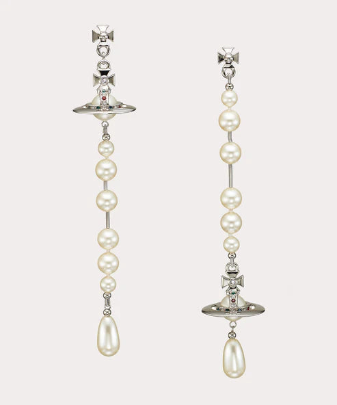 パール ロゴチャーム ピアス 210.jpg