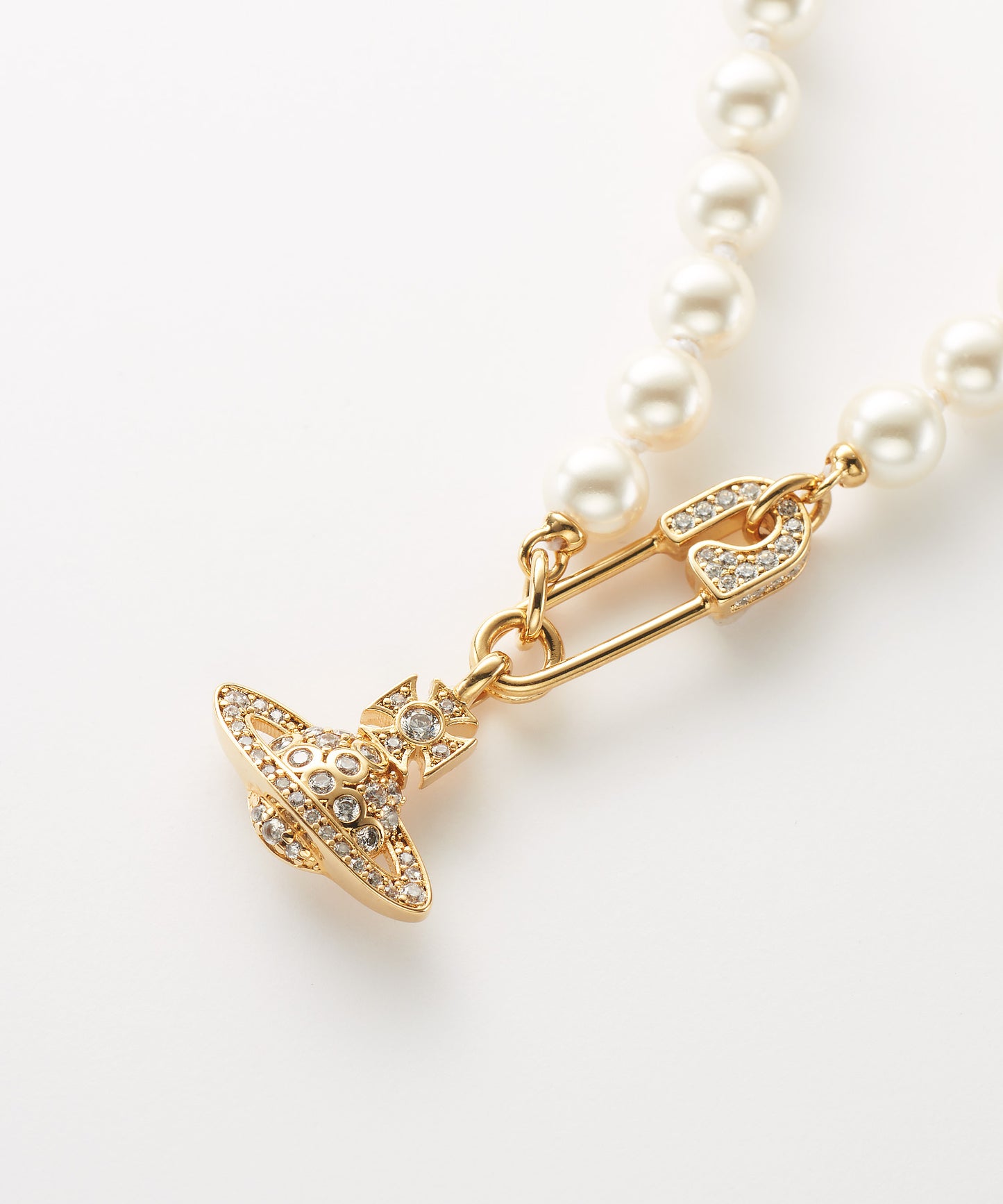 LUCRECE PEARL ネックレス
