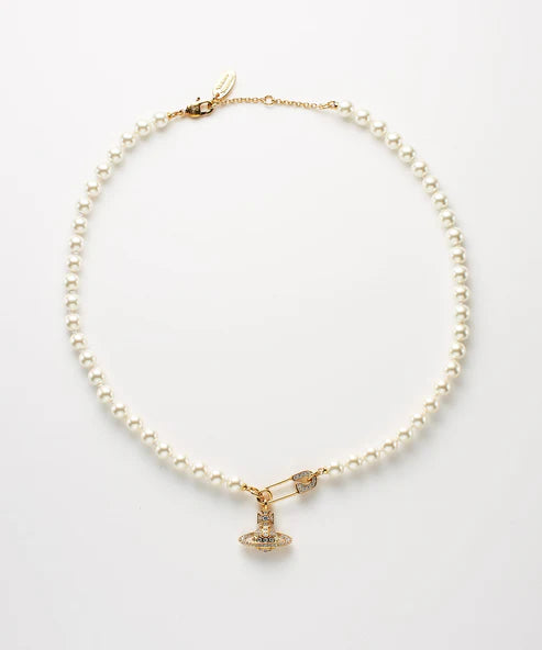 LUCRECE PEARL ネックレス