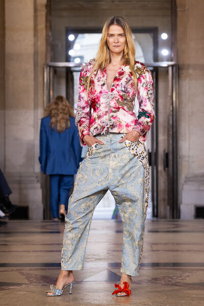 ANDREAS KRONTHALER FOR VIVIENNE WESTWOOD SPRING-SUMMER 26 CATWALK