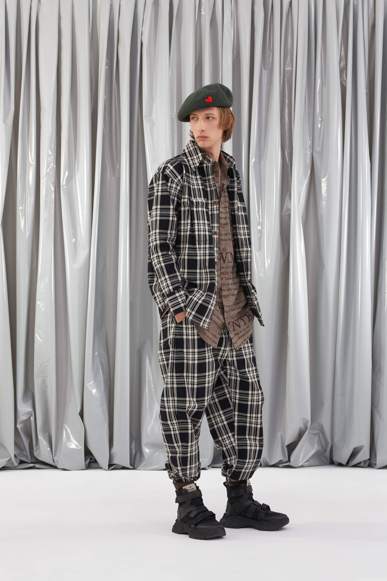 クリスマスファッション AUTUMN-WINTER MAN WESTWOOD VIVIENNE 21/22 ｜【公式 LOOKBOOK トップス