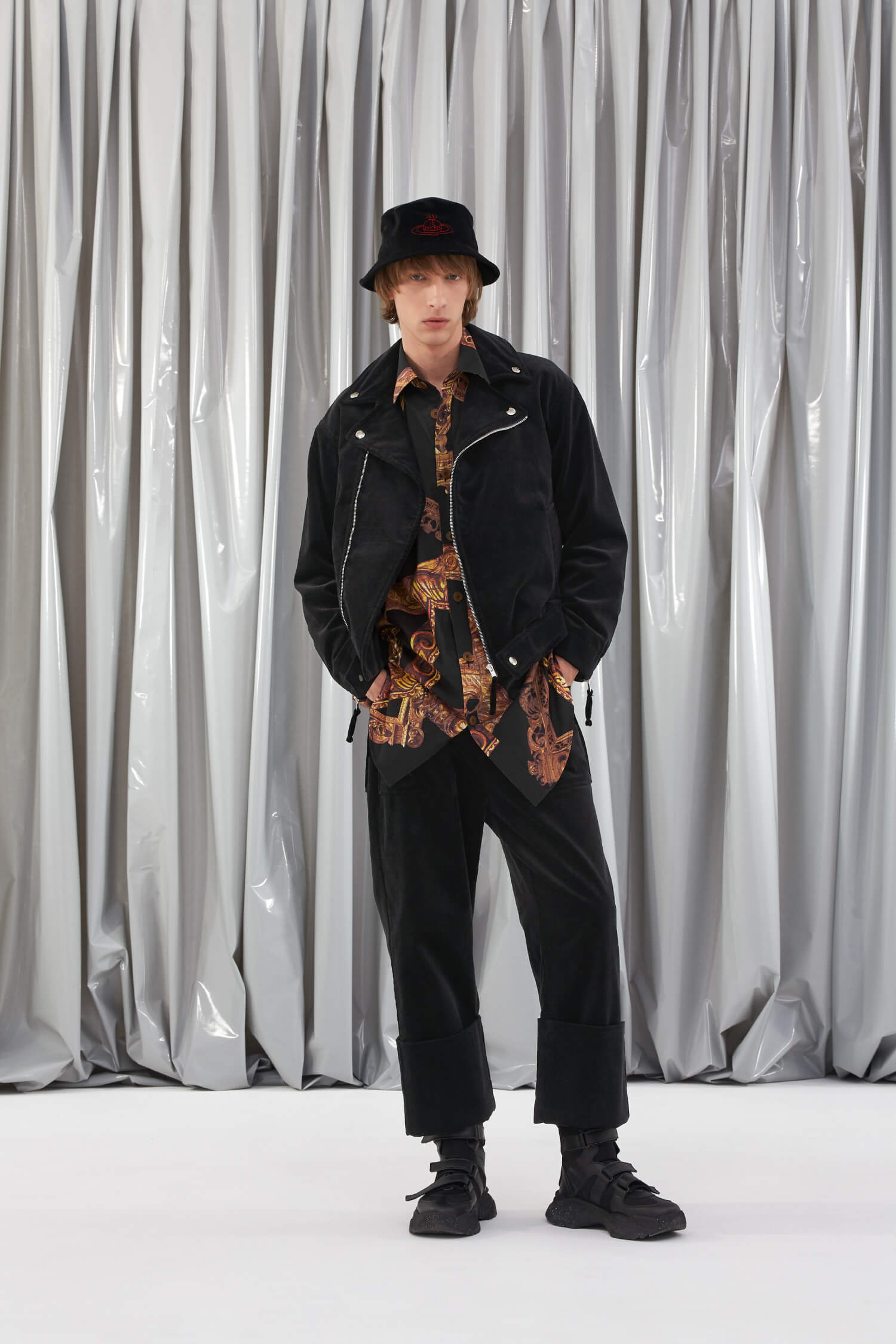 VIVIENNE WESTWOOD MAN AUTUMN-WINTER 21/22 LOOKBOOK ｜【公式