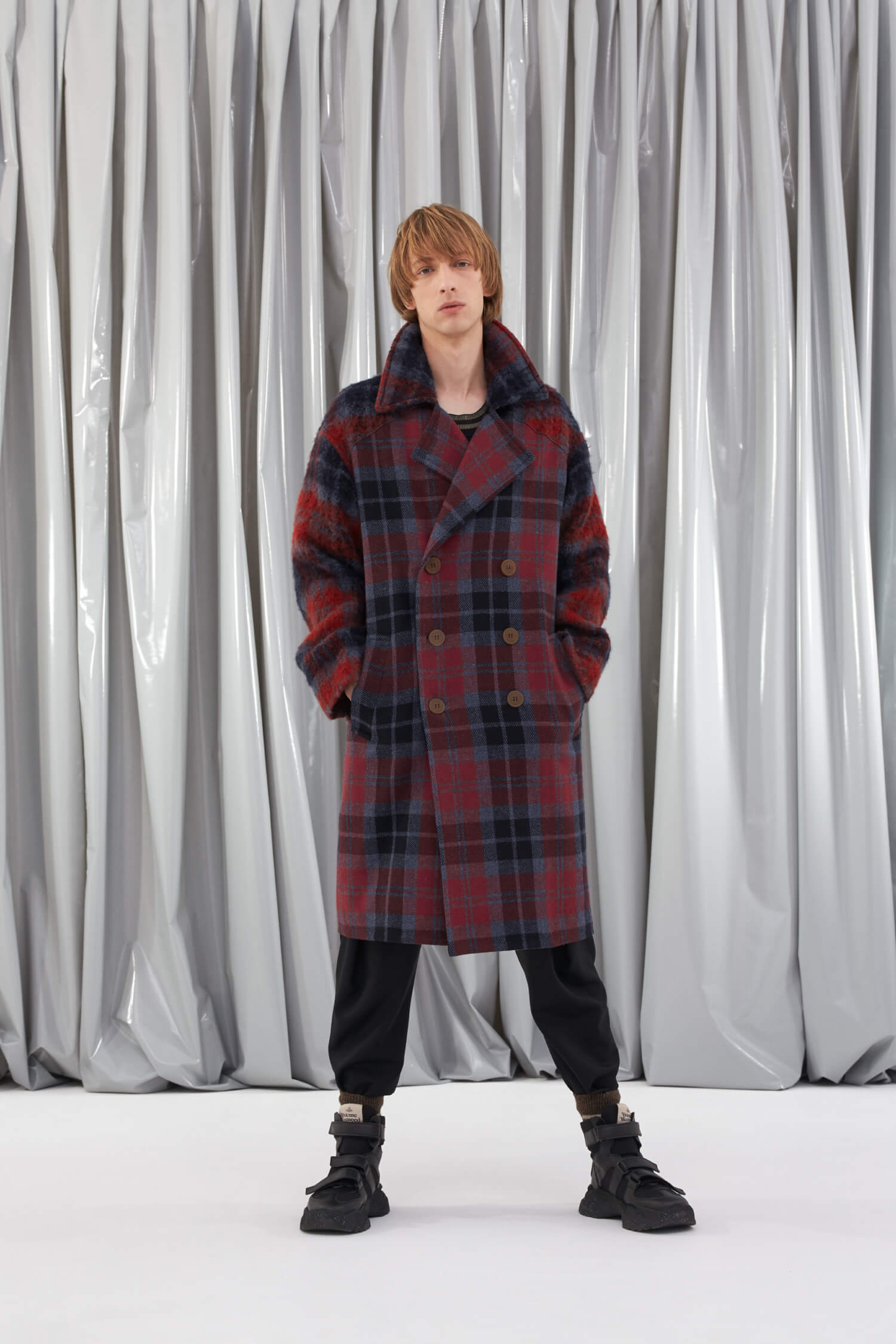 VIVIENNE WESTWOOD MAN AUTUMN-WINTER 21/22 LOOKBOOK