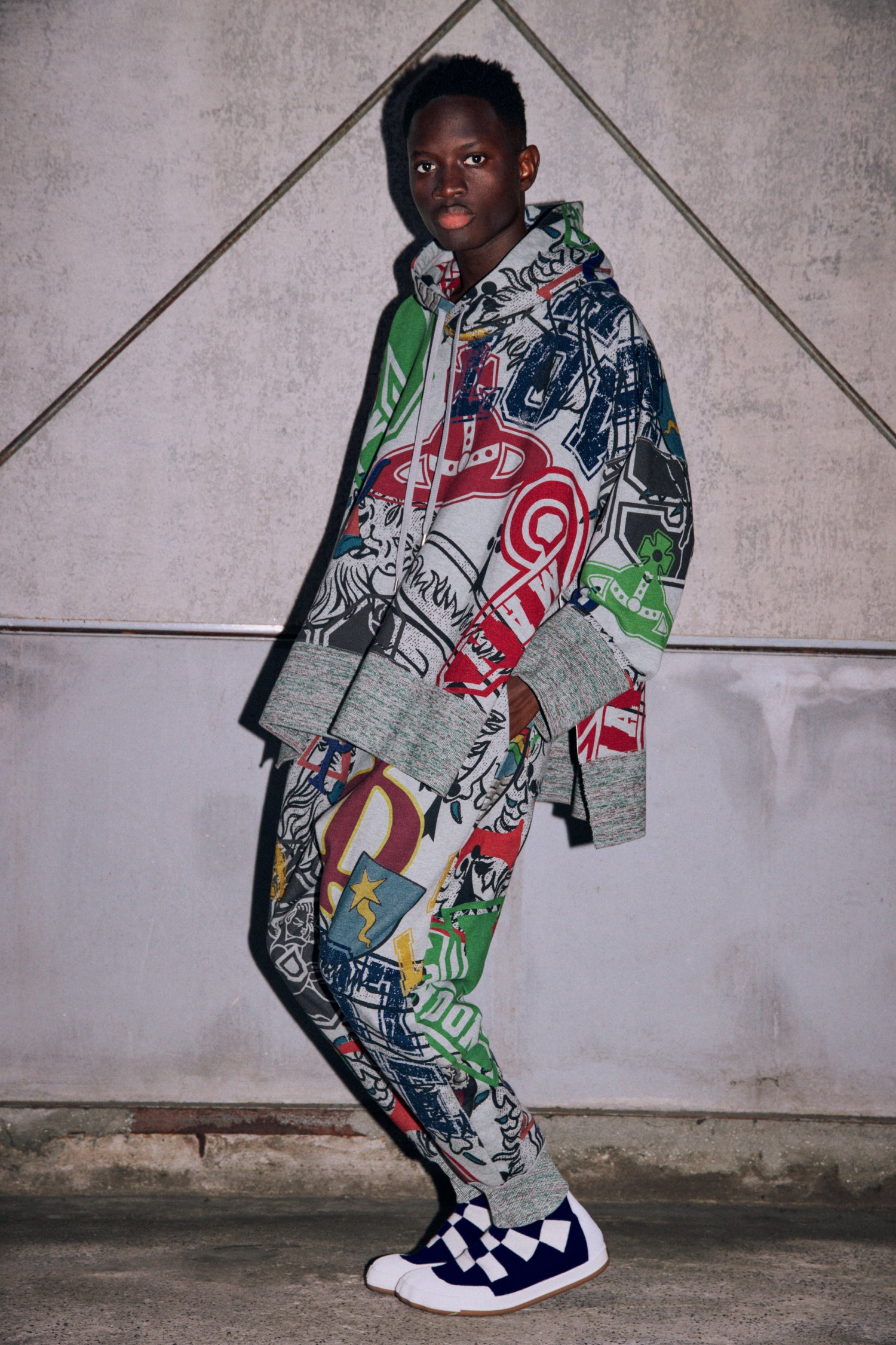 新品 ヴィヴィアンウエストウッドマン マイクロピーチ変形チノパンツ 44 楽天市場】vivienne westwood man（ズボン・パンツ｜メンズ