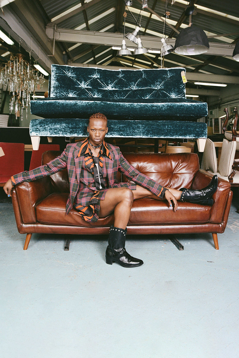 VIVIENNE WESTWOOD AUTUMN-WINTER 2022/23 LOOKBOOK