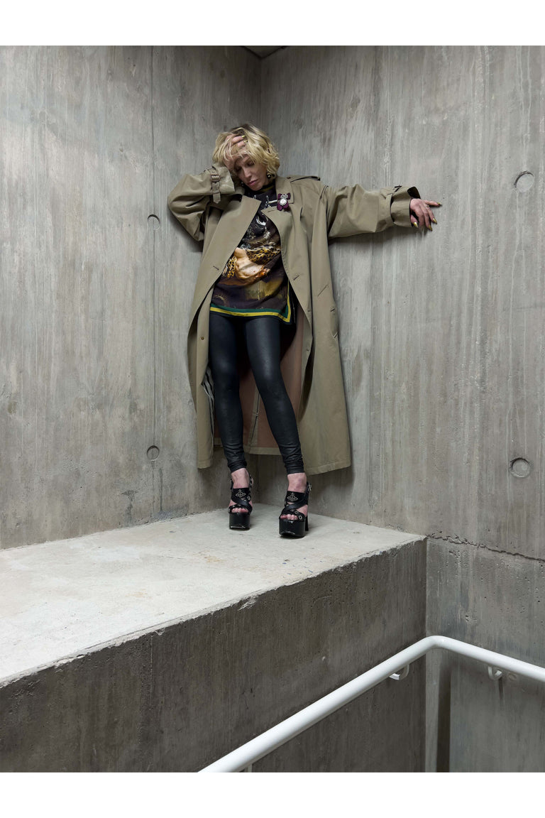 VIVIENNE WESTWOOD AUTUMN-WINTER 2022/23 CAMPAIGN ｜ヴィヴィアン