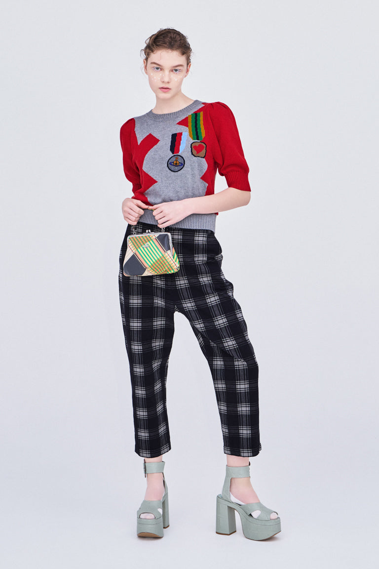 ヴィヴィアンウエストウッド　ウ－ステッドダブルクロスコ－トロイヤルファミリー Vivienne Westwood（ヴィヴィアンウエストウッド）の「ウ