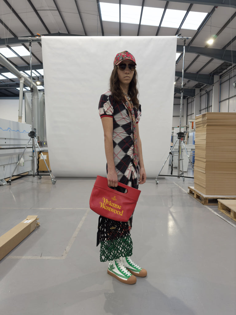 VIVIENNE WESTWOOD SPRING-SUMMER 2024 CAMPAIGN ｜【公式通販
