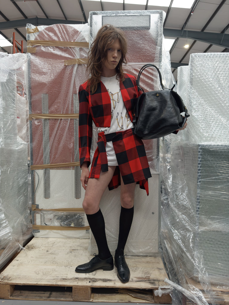 VIVIENNE WESTWOOD SPRING-SUMMER 2024 CAMPAIGN ｜【公式通販