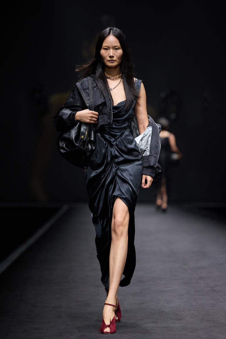 VIVIENNE WESTWOOD SPRING-SUMMER 2025 CATWALK ｜【公式通販
