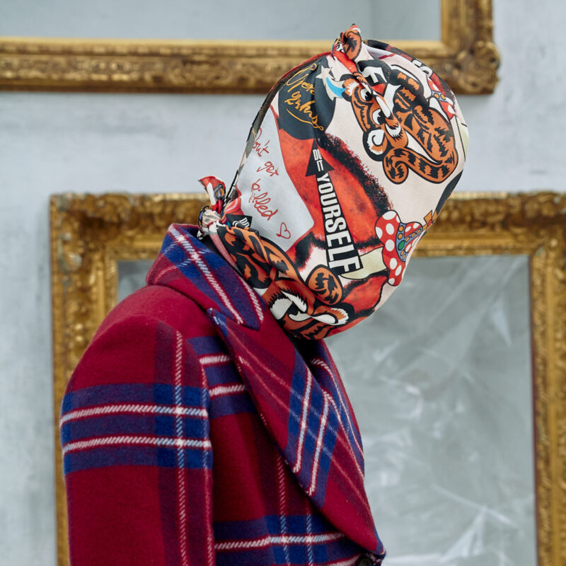 Vivienne Westwood ACCESSORIES FILM ”Make a realistic art” Released
